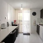 홈스테이 St Julian's Twin In A Private House