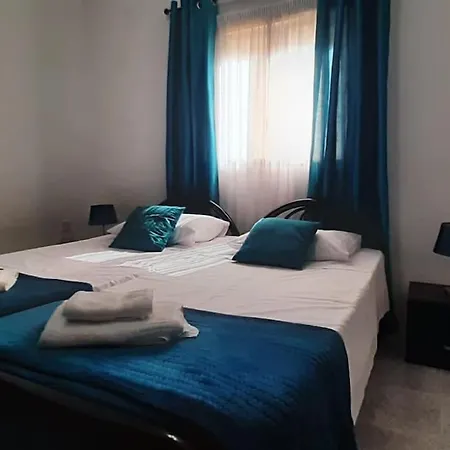 St Julian's Twin In A Private House Δωμάτια σε οικογενειακή κατοικία