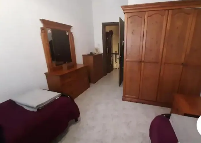 St Julian's Twin In A Private House