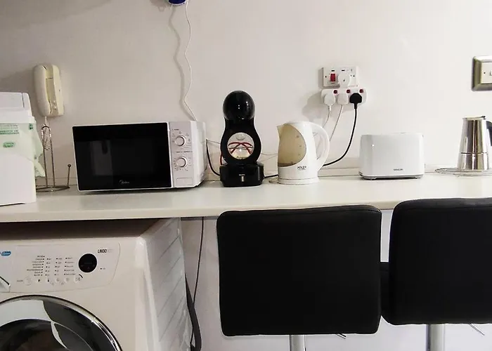 St Julian's Twin In A Private House Δωμάτια σε οικογενειακή κατοικία Saint Julian's