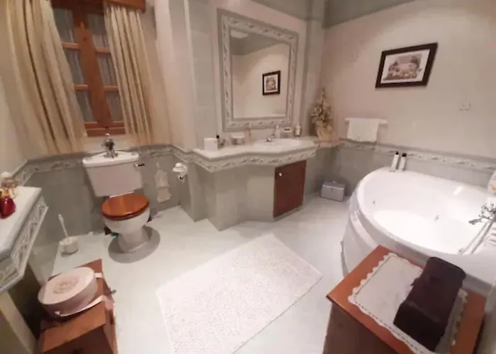Δωμάτια σε οικογενειακή κατοικία St Julian's Twin In A Private House *
