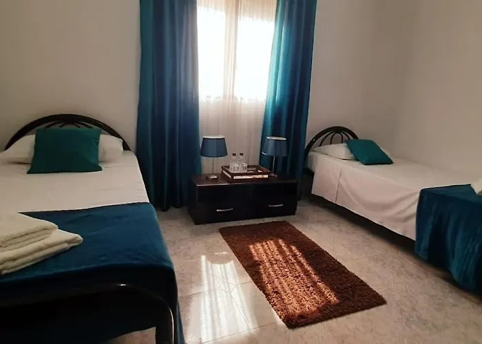 St Julian's Twin In A Private House Δωμάτια σε οικογενειακή κατοικία Saint Julian's