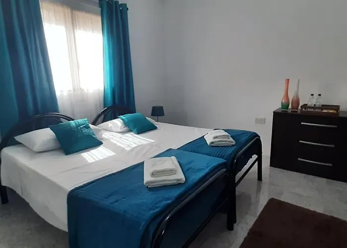 St Julian's Twin In A Private House